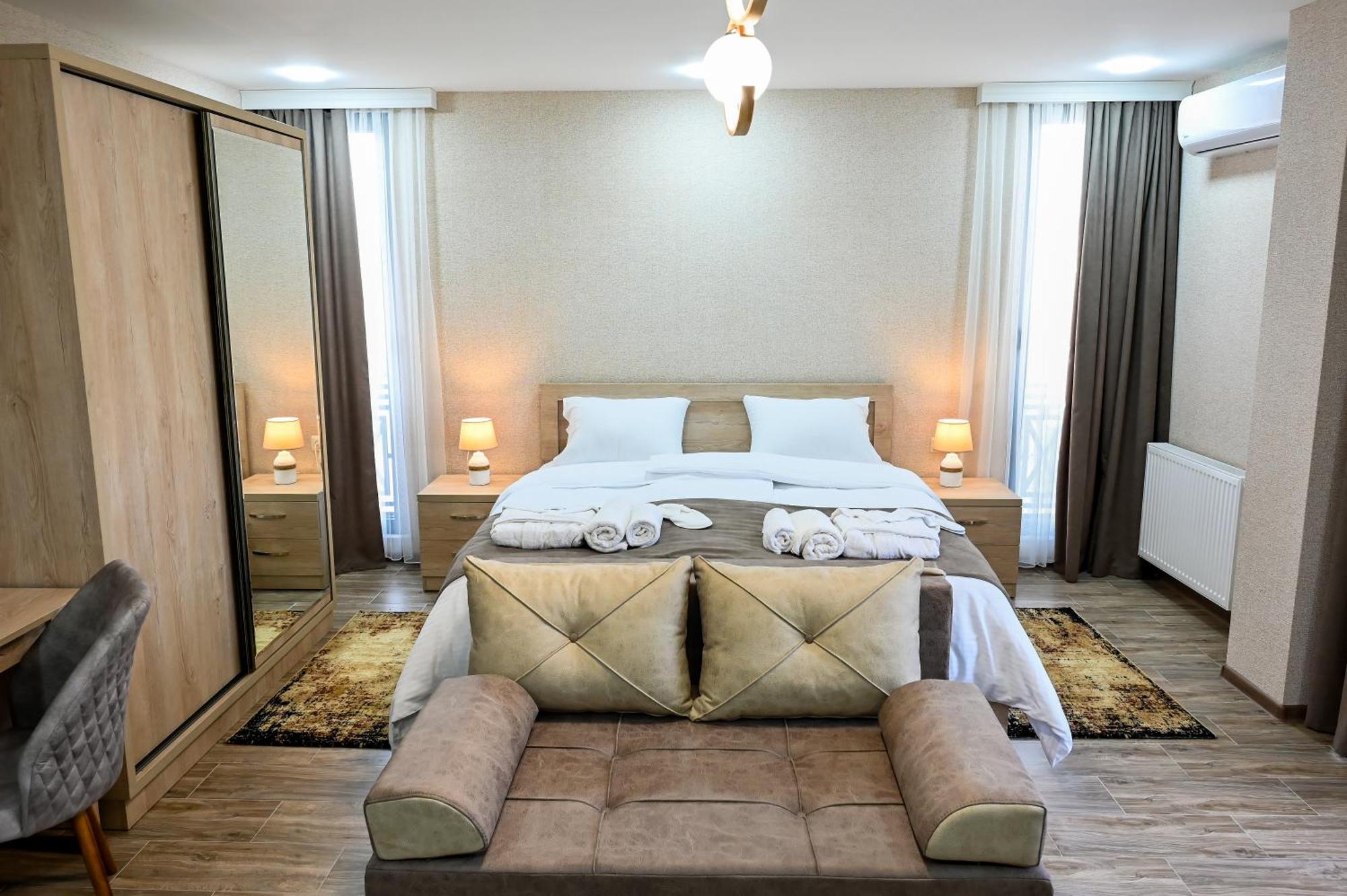 Hotel K124 Kutaisi Bagian luar foto