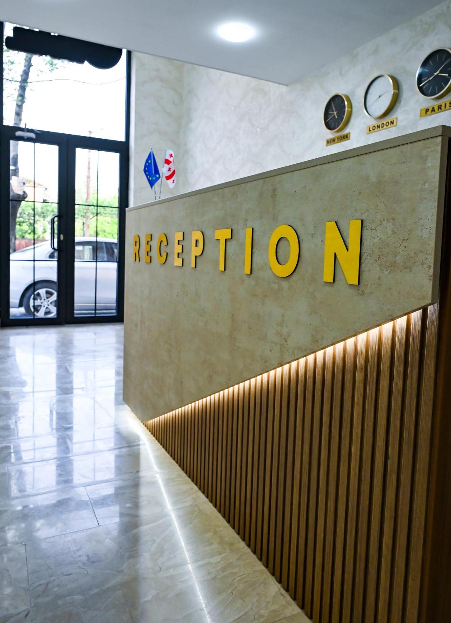 Hotel K124 Kutaisi Bagian luar foto